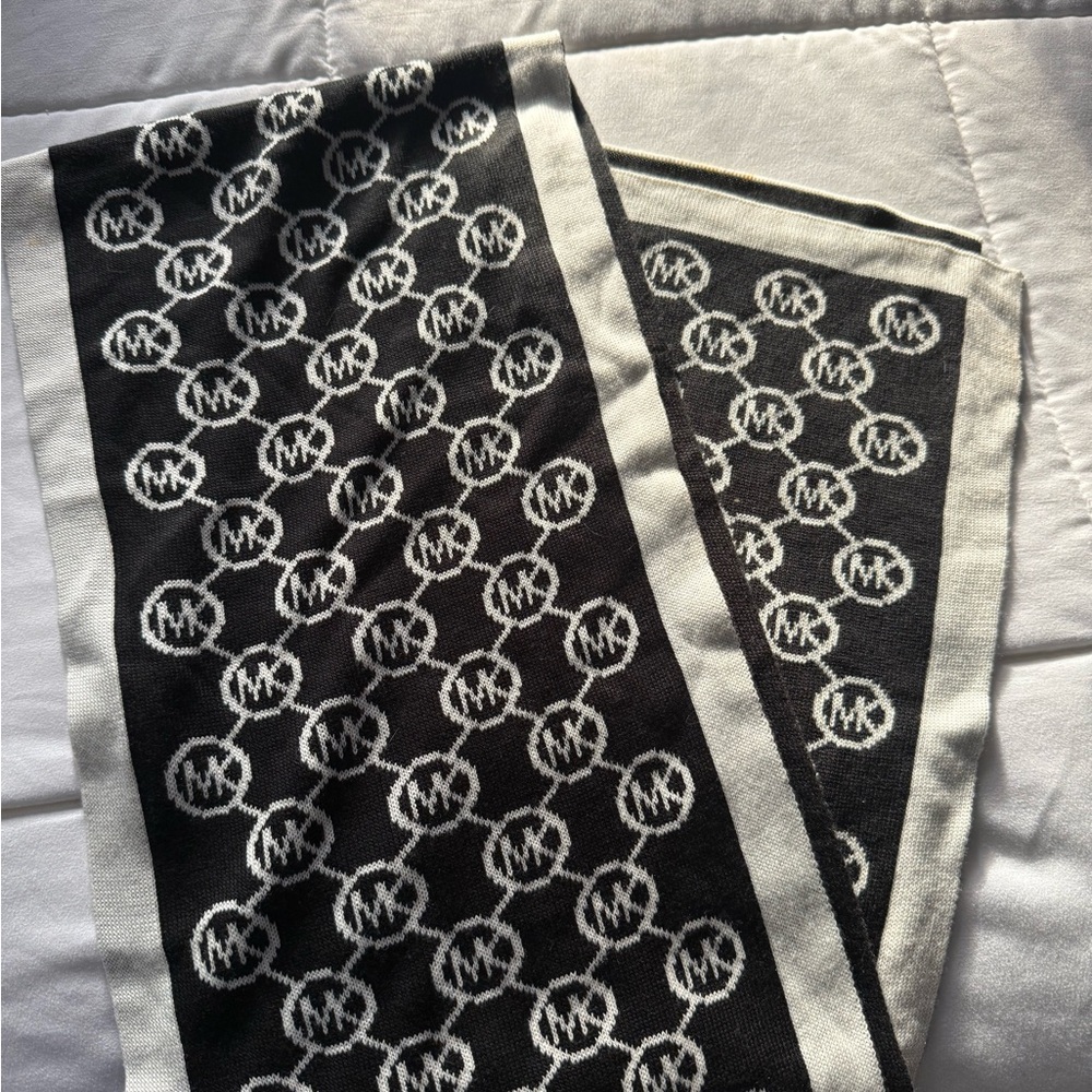 Michael Kors Monogram Black and White Scarf